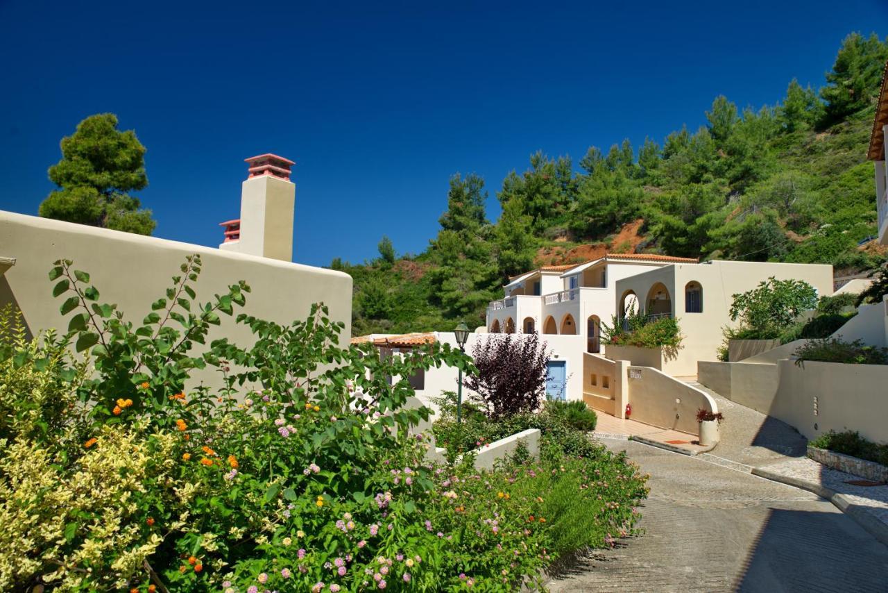 Alonissos And 4*